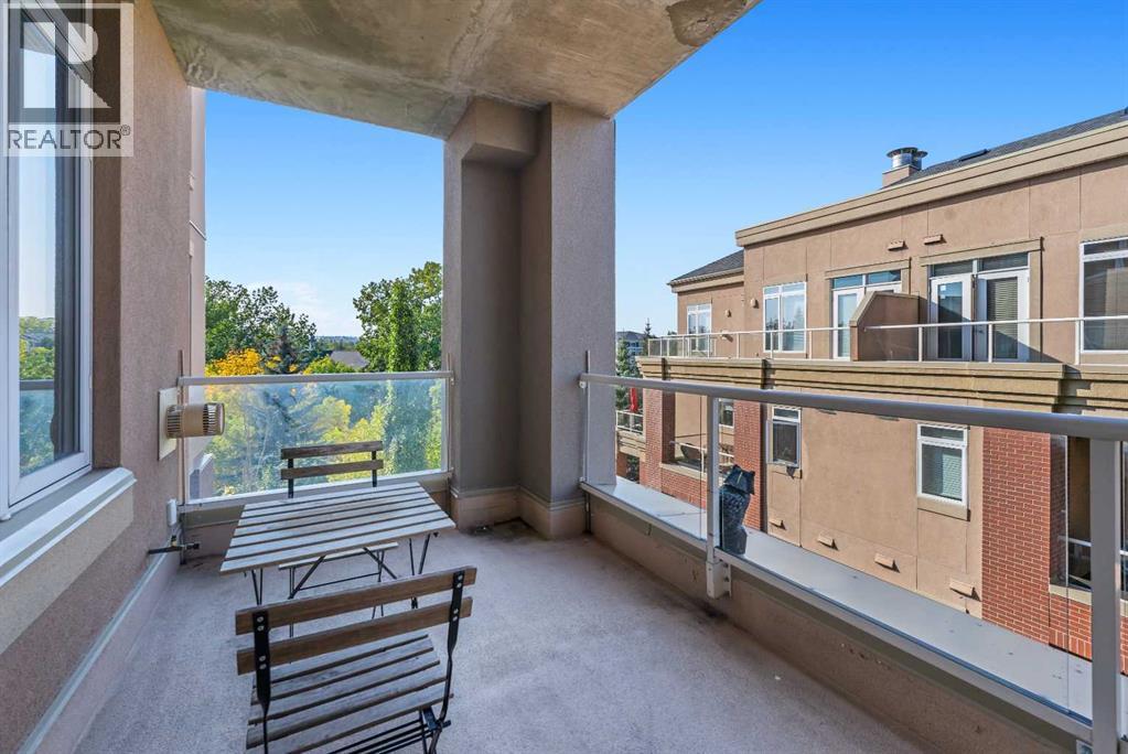 Single Family House for Sale in   Hemlock Crescent SW Spruce Cliff Calgary 