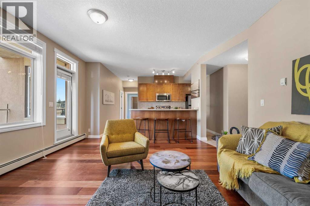 Single Family House for Sale in   Hemlock Crescent SW Spruce Cliff Calgary 