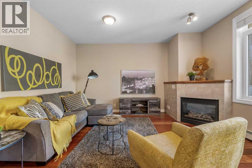 Single Family House for Sale in   Hemlock Crescent SW Spruce Cliff Calgary 