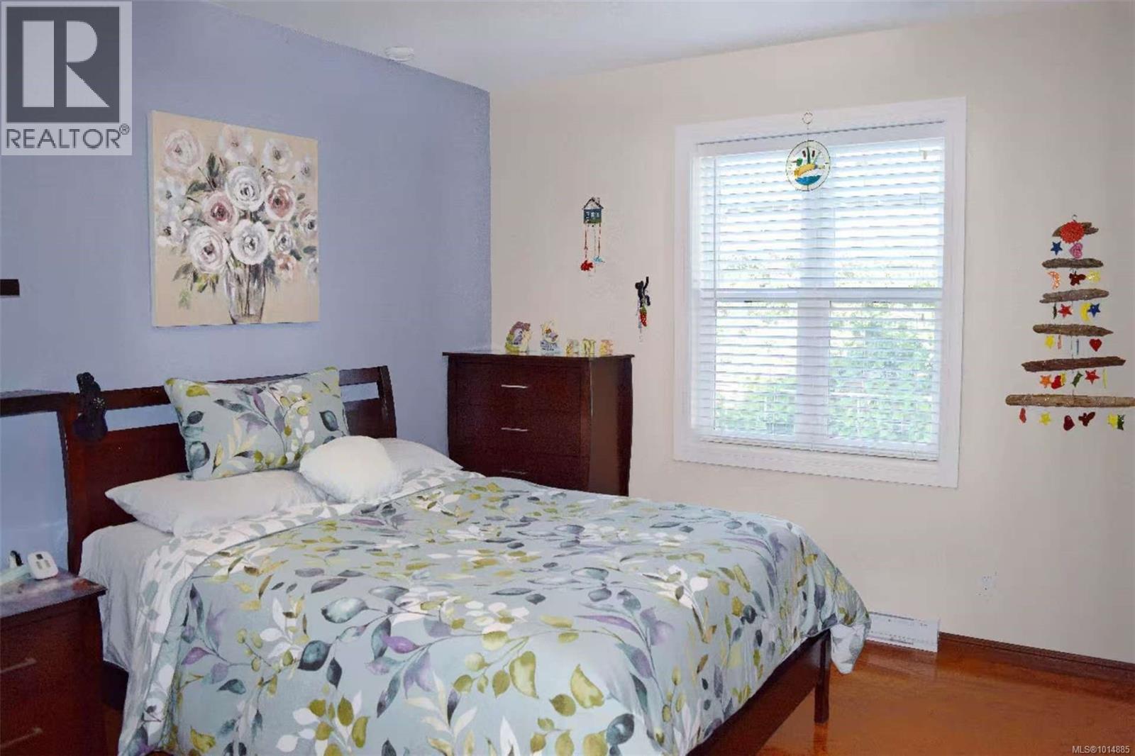  4037 Nelthorpe Street, Saanich