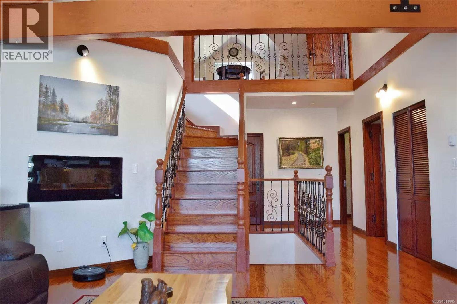  4037 Nelthorpe Street, Saanich