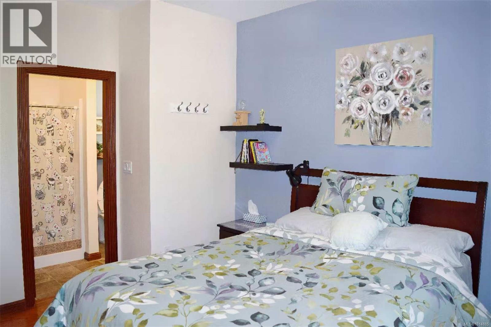  4037 Nelthorpe Street, Saanich