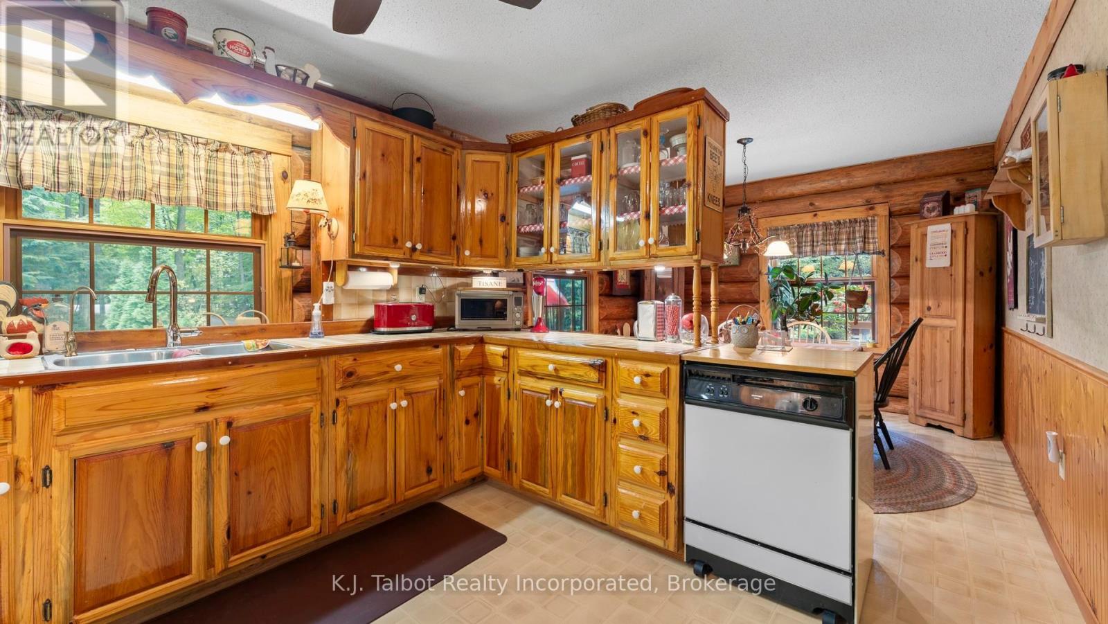 35576B BAYFIELD RIVER ROAD, R.R. #2 ROAD E - 10