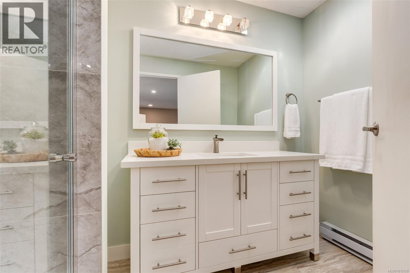 405 Heath Ave, Parksville