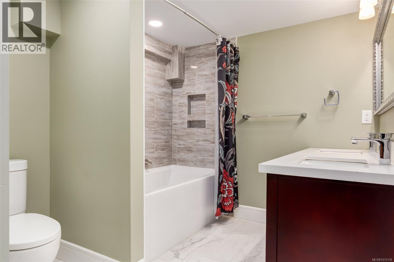 405 Heath Ave, Parksville