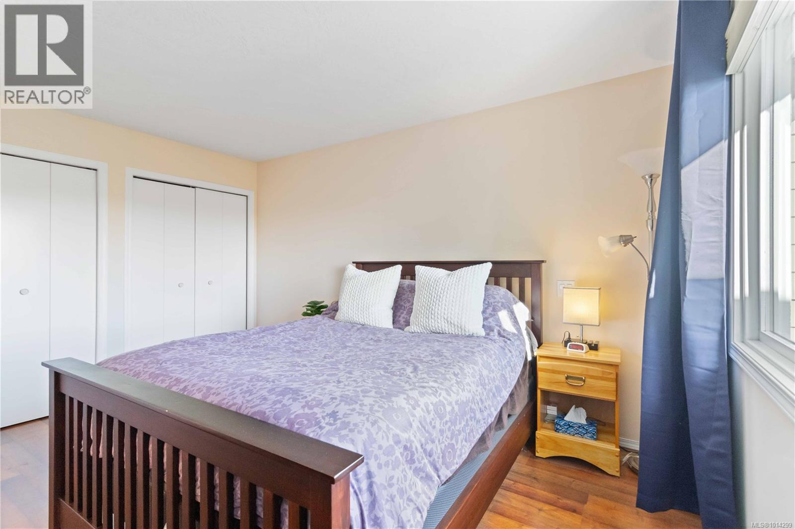 317 2245 James White Boulevard, Sidney