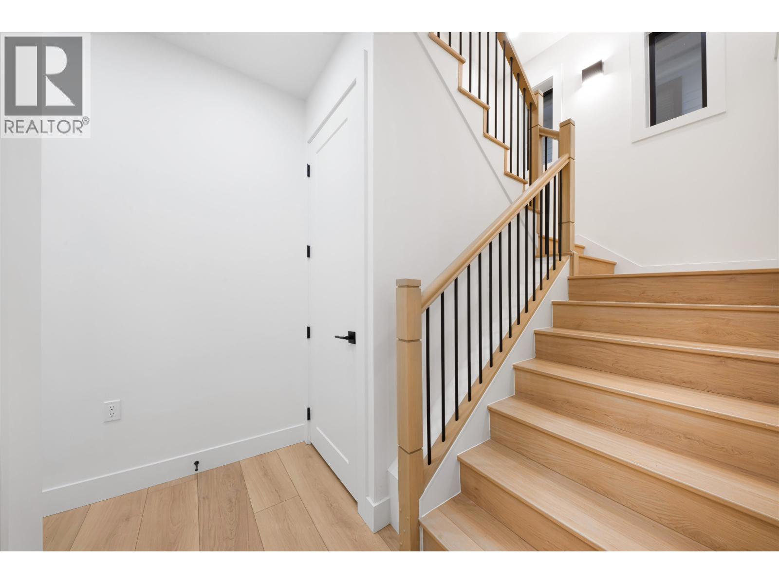 1 5315 INVERNESS STREET, Vancouver