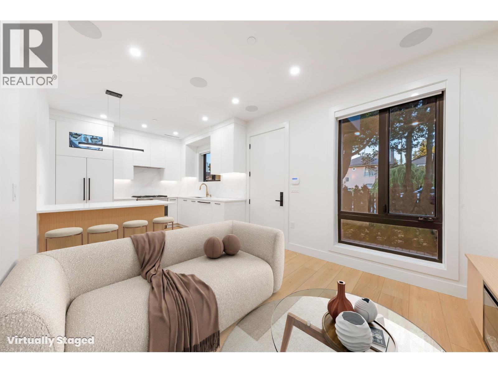 1 5315 INVERNESS STREET, Vancouver