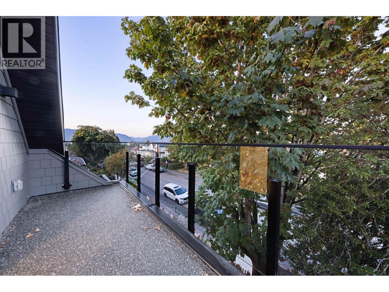 1 5315 INVERNESS STREET, Vancouver