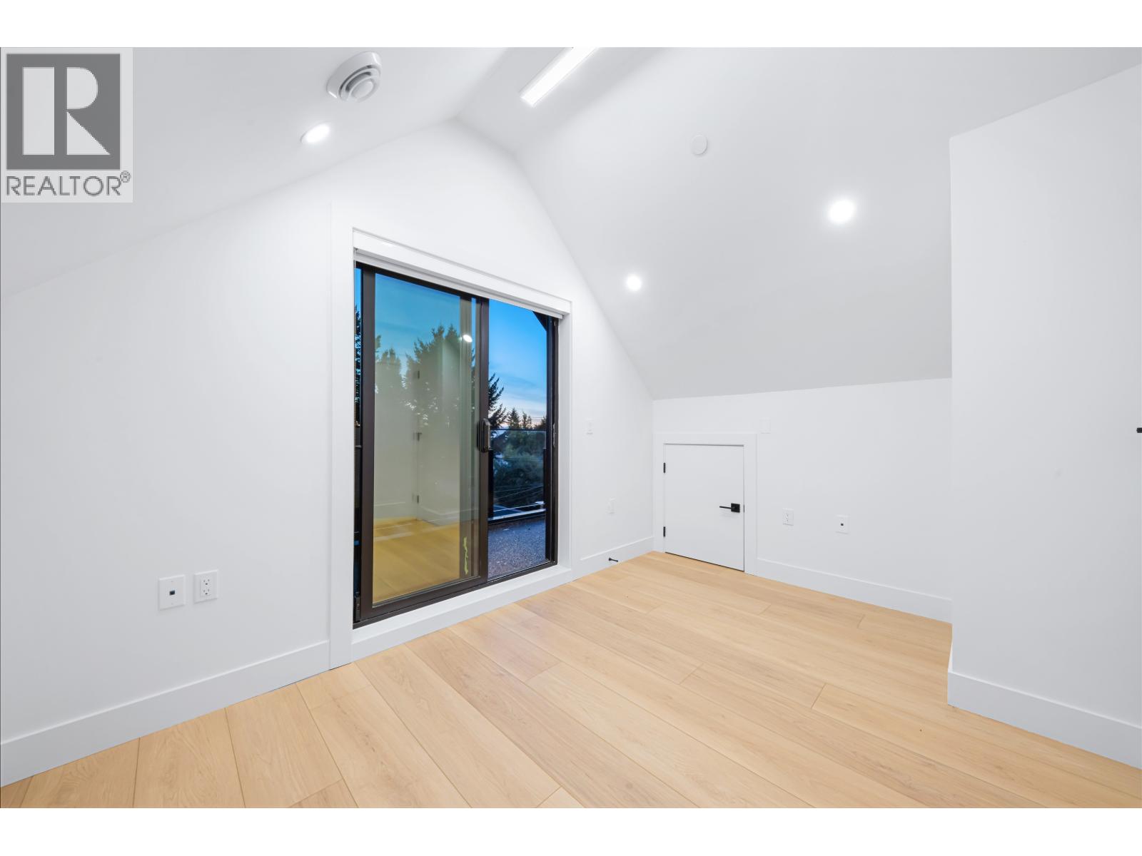 2 5315 INVERNESS STREET, Vancouver