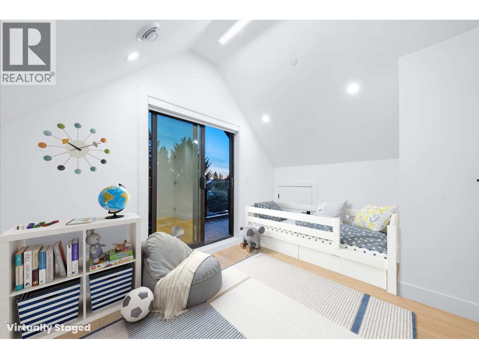 2 5315 INVERNESS STREET, Vancouver