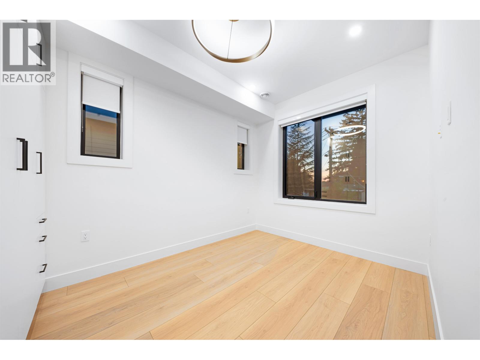 2 5315 INVERNESS STREET, Vancouver