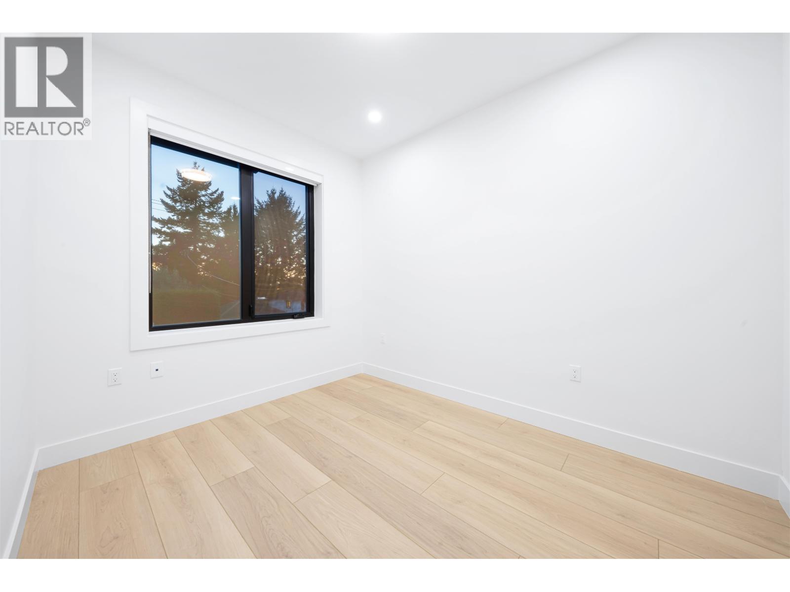 2 5315 INVERNESS STREET, Vancouver