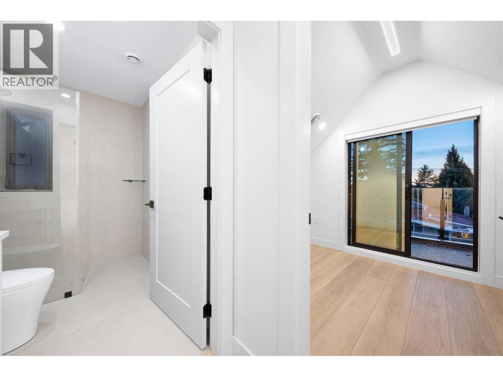 2 5315 INVERNESS STREET, Vancouver