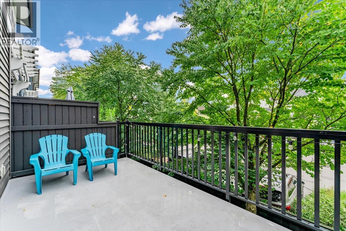 19 19572 FRASER WAY, Pitt Meadows