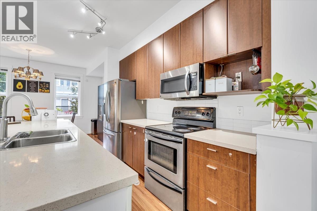 19 19572 FRASER WAY, Pitt Meadows