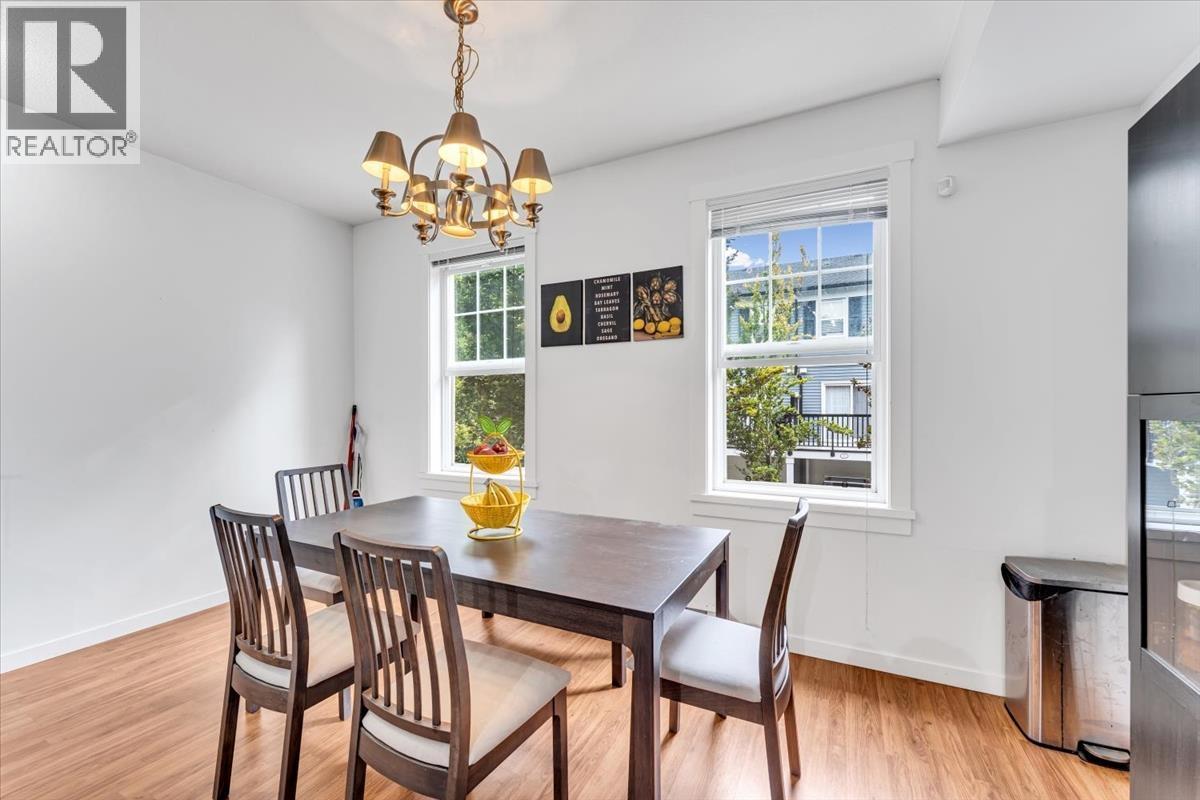 19 19572 FRASER WAY, Pitt Meadows