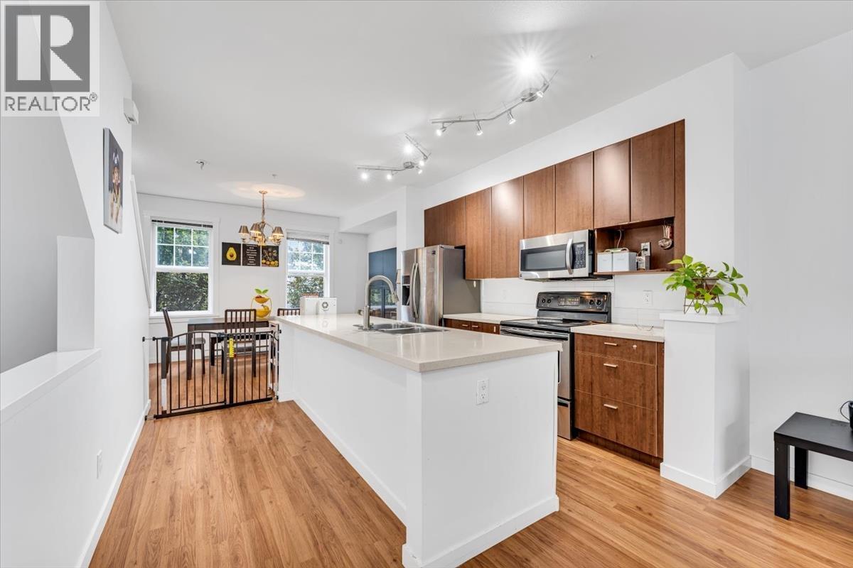 19 19572 FRASER WAY, Pitt Meadows