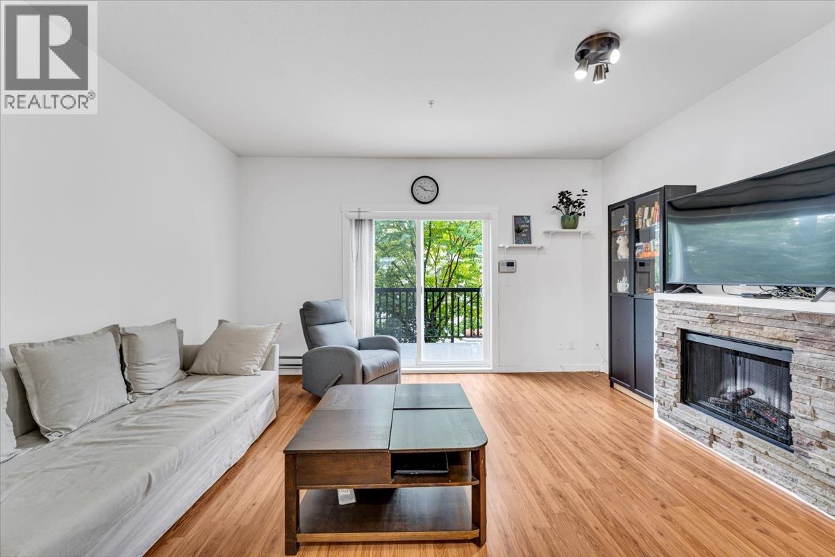 19 19572 FRASER WAY, Pitt Meadows