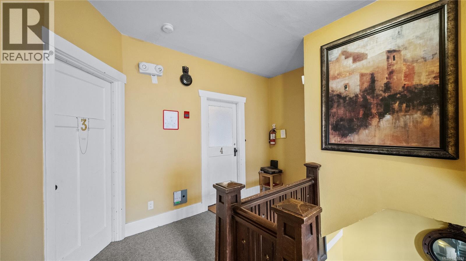 1124 Dallas Rd, Victoria