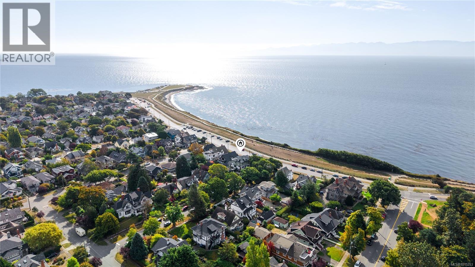 1124 Dallas Rd, Victoria