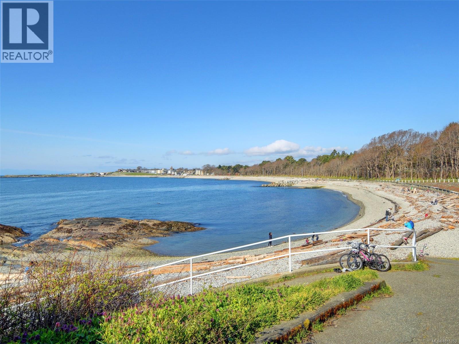1124 Dallas Rd, Victoria