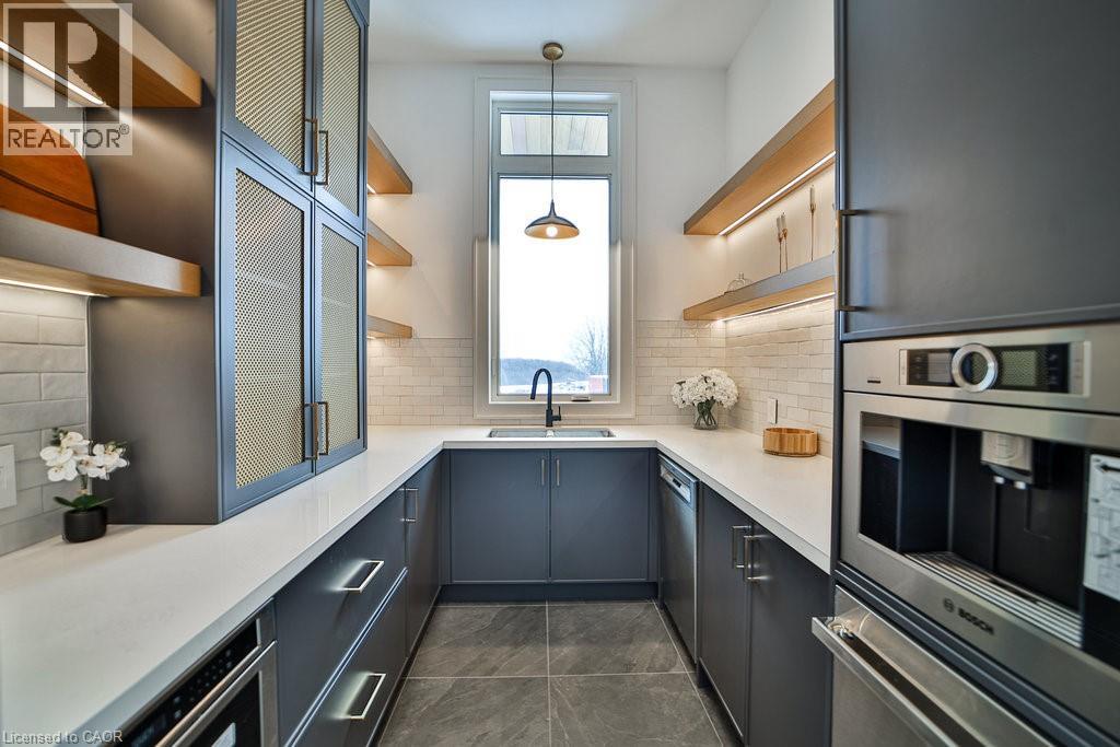 2284 SIDEROAD 1 - 6