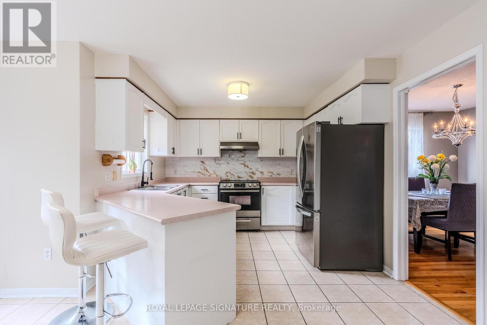 Single Family House for Sale in  LIVINGSTONE STREET Barrie (Northwest) 