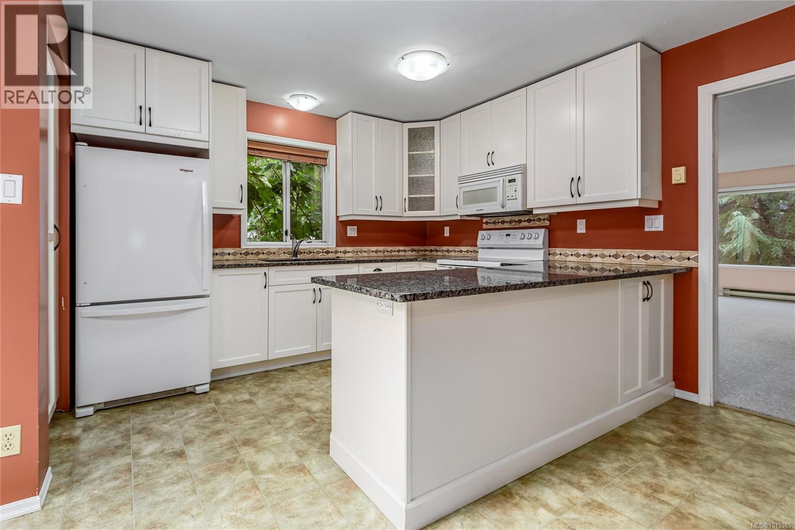 1520 Embleton Cres, Courtenay