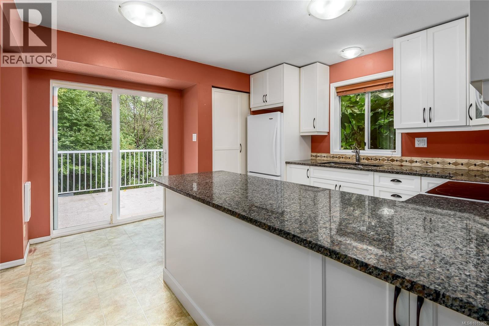1520 Embleton Cres, Courtenay