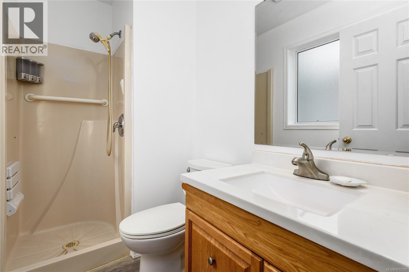 1520 Embleton Cres, Courtenay