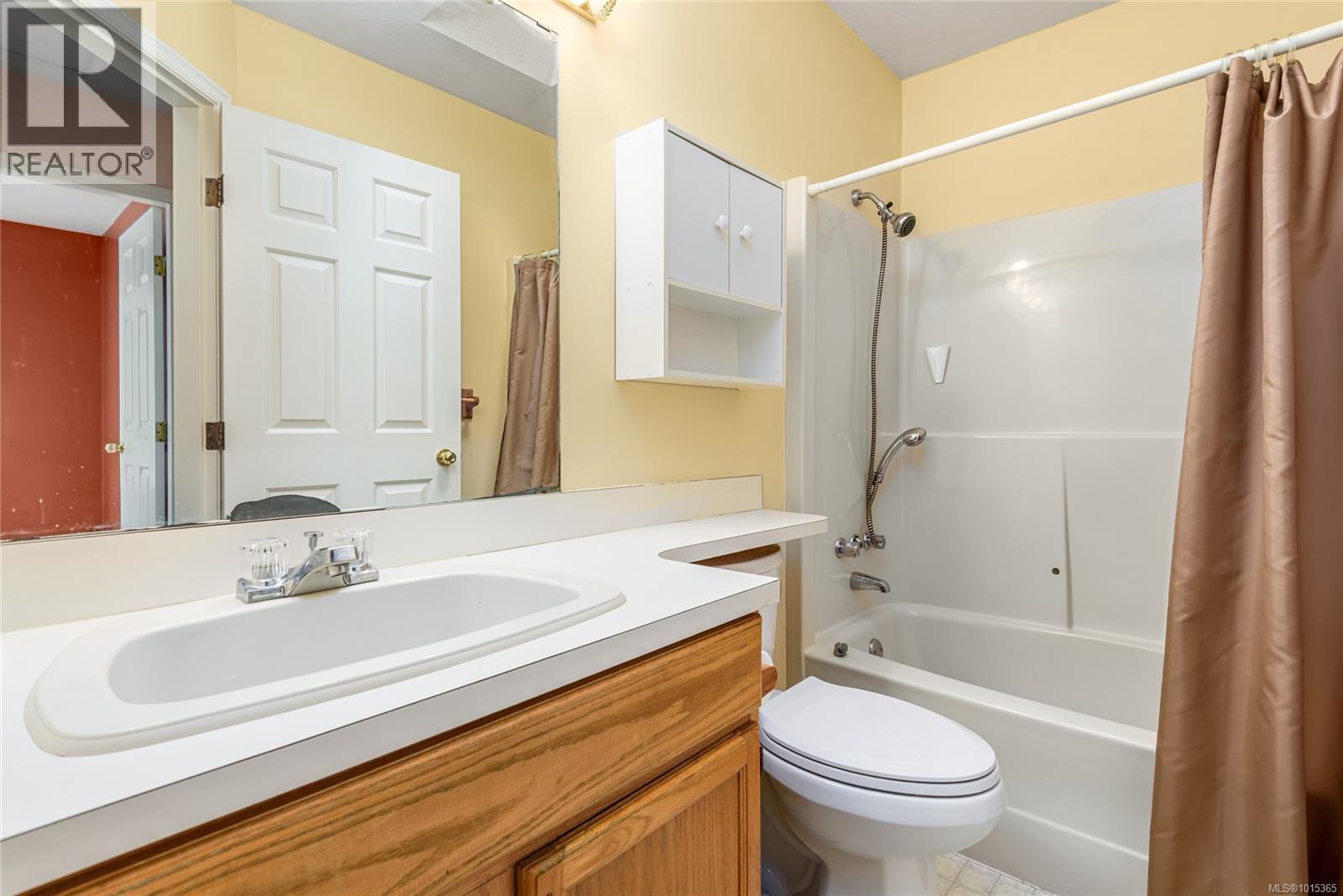 1520 Embleton Cres, Courtenay
