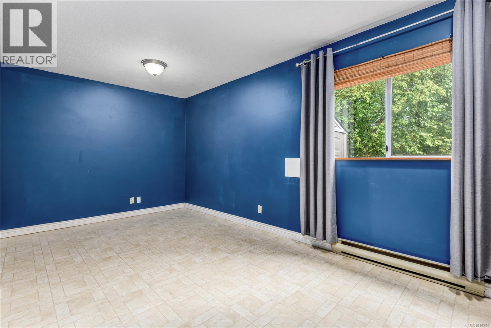 1520 Embleton Cres, Courtenay