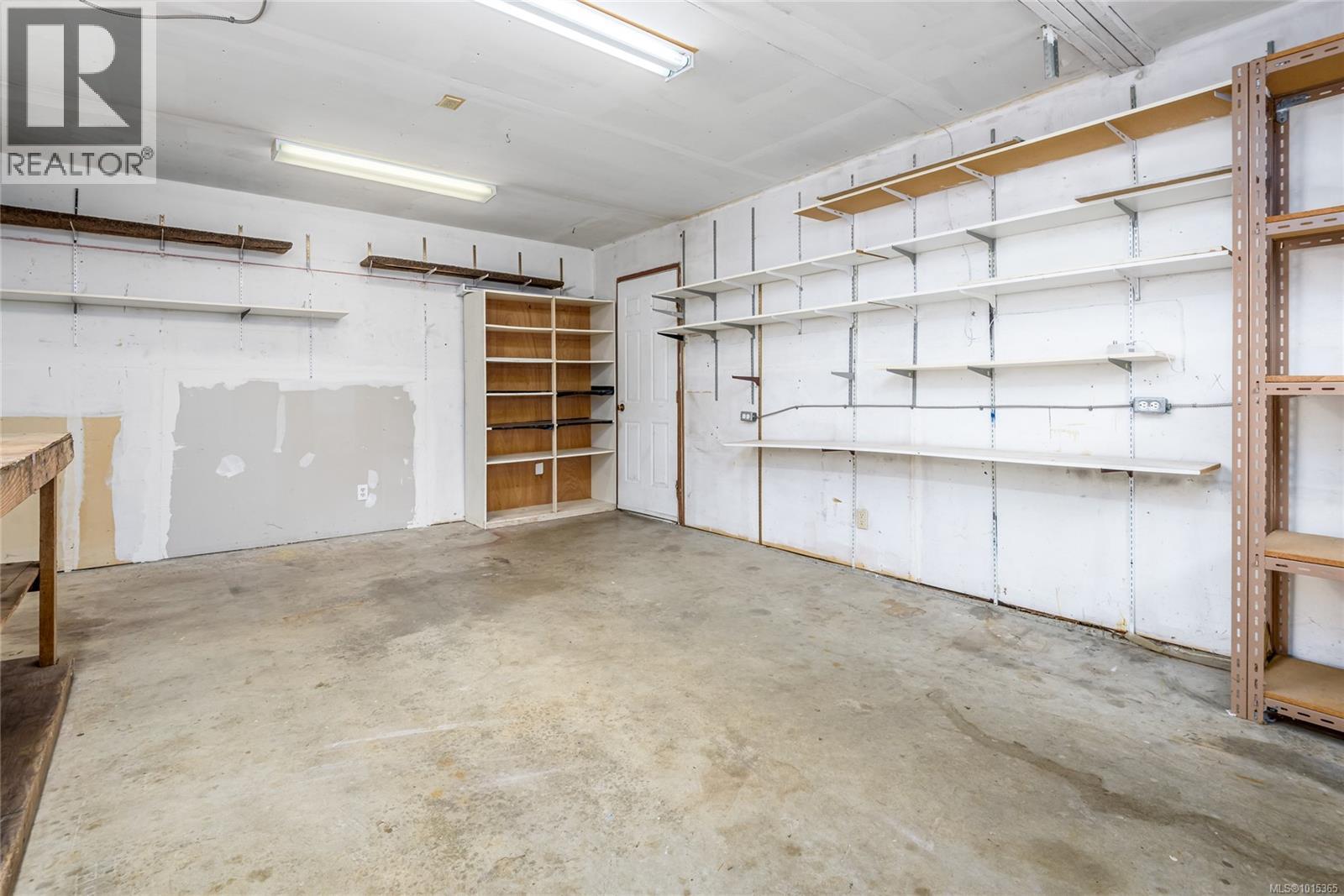 1520 Embleton Cres, Courtenay