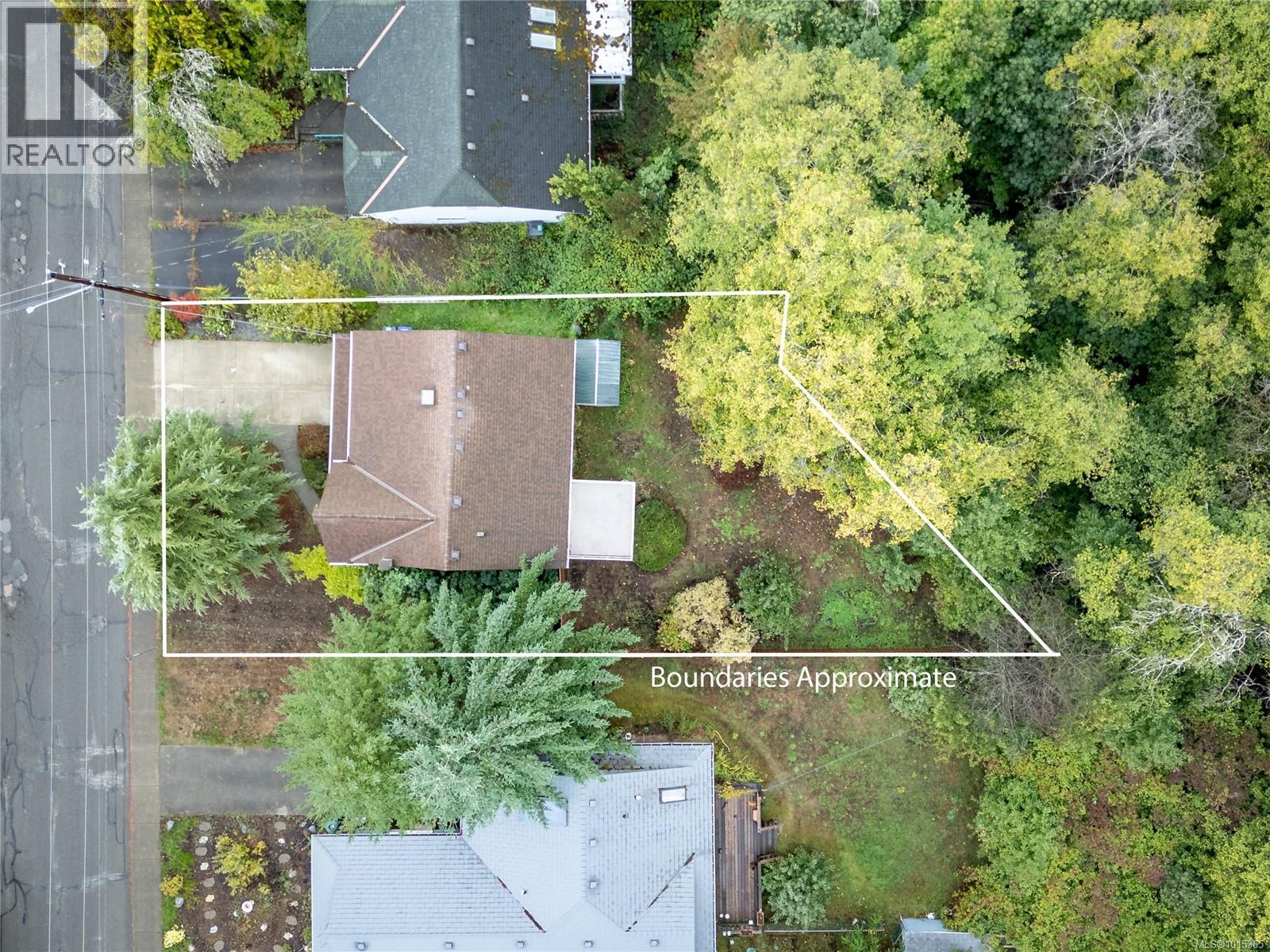 1520 Embleton Cres, Courtenay