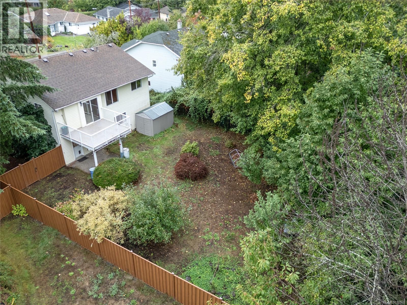 1520 Embleton Cres, Courtenay
