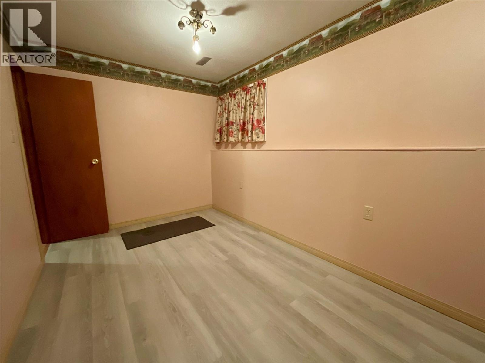 91 Wolverine Avenue, Tumbler Ridge