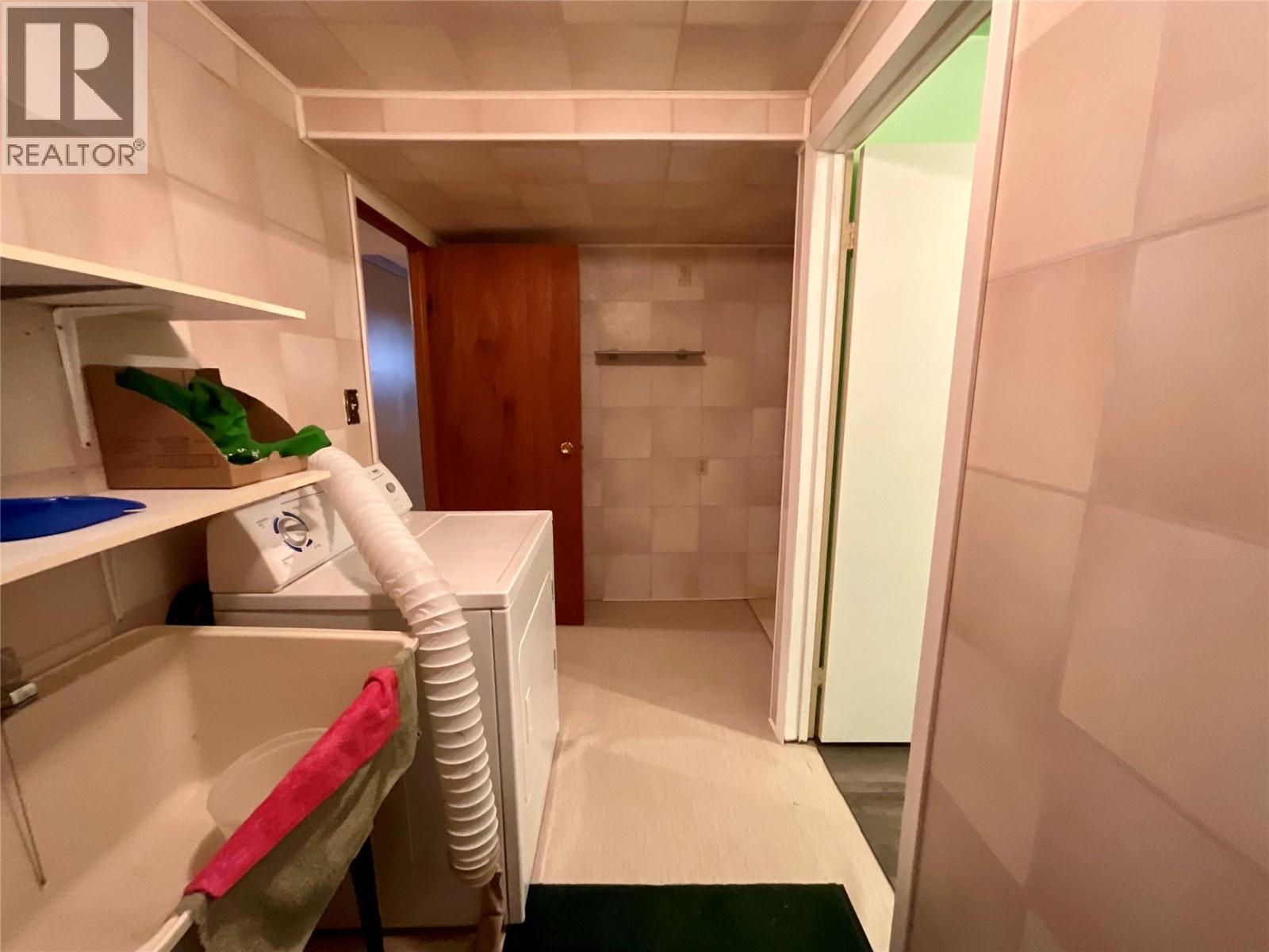 91 Wolverine Avenue, Tumbler Ridge