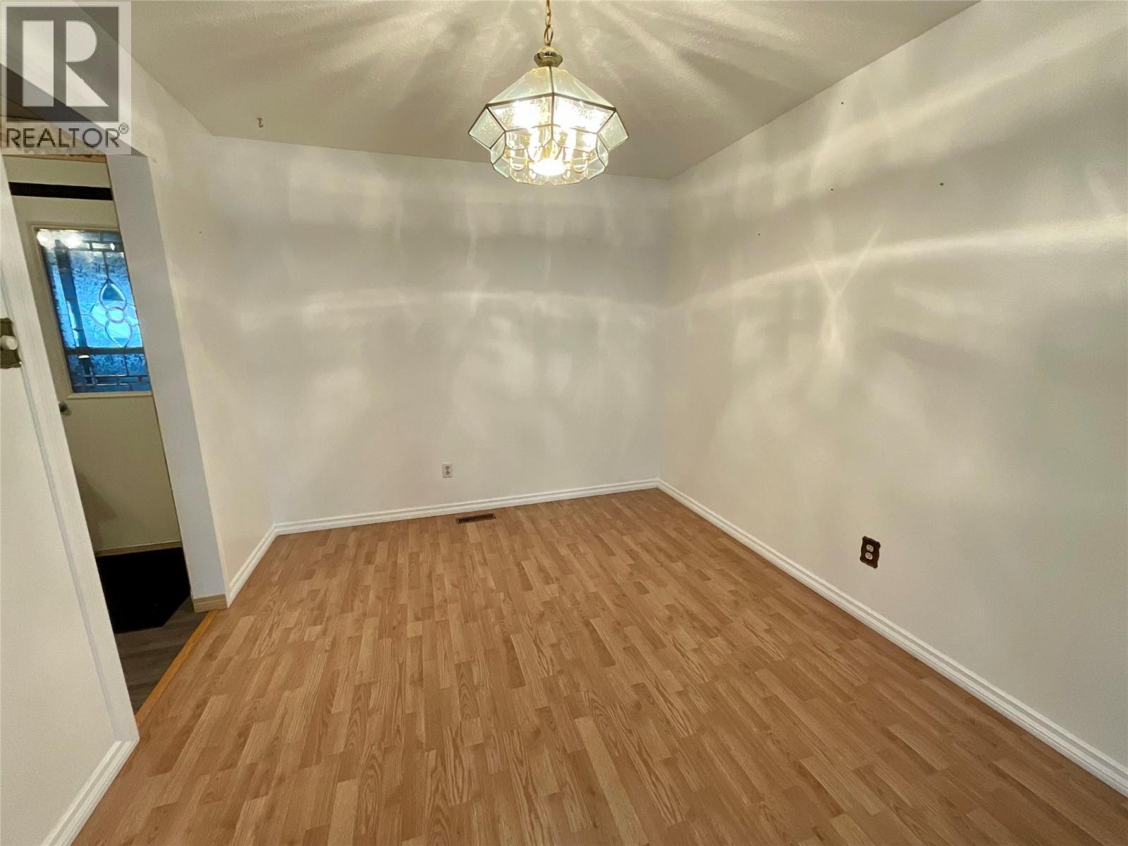 91 Wolverine Avenue, Tumbler Ridge