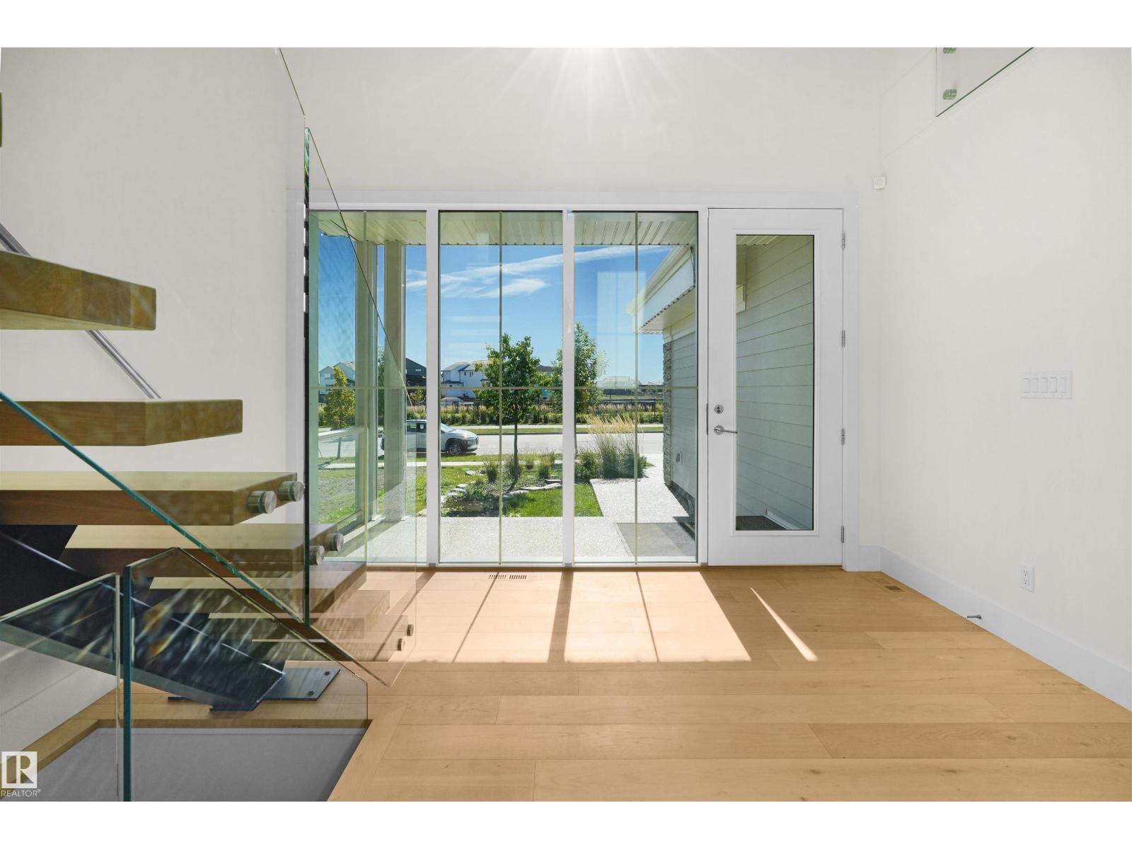 11 JUBILATION DR, St. Albert