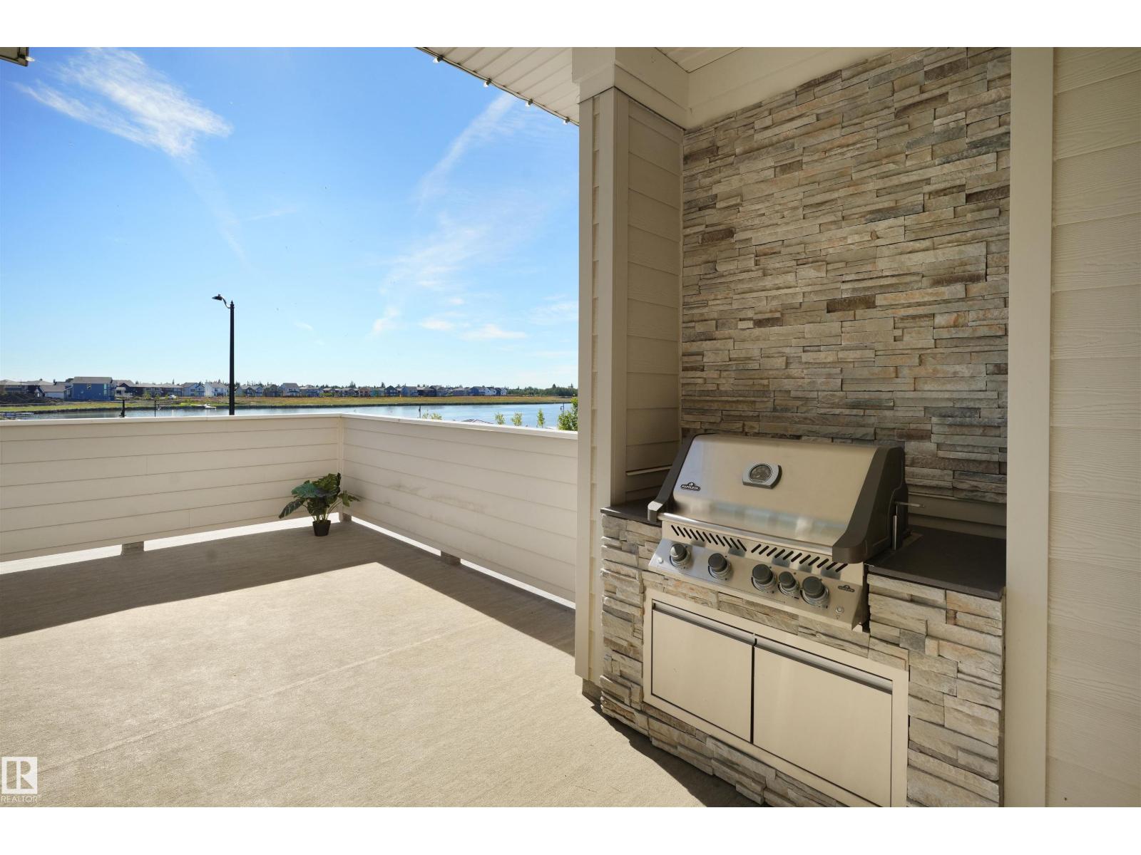 11 JUBILATION DR, St. Albert