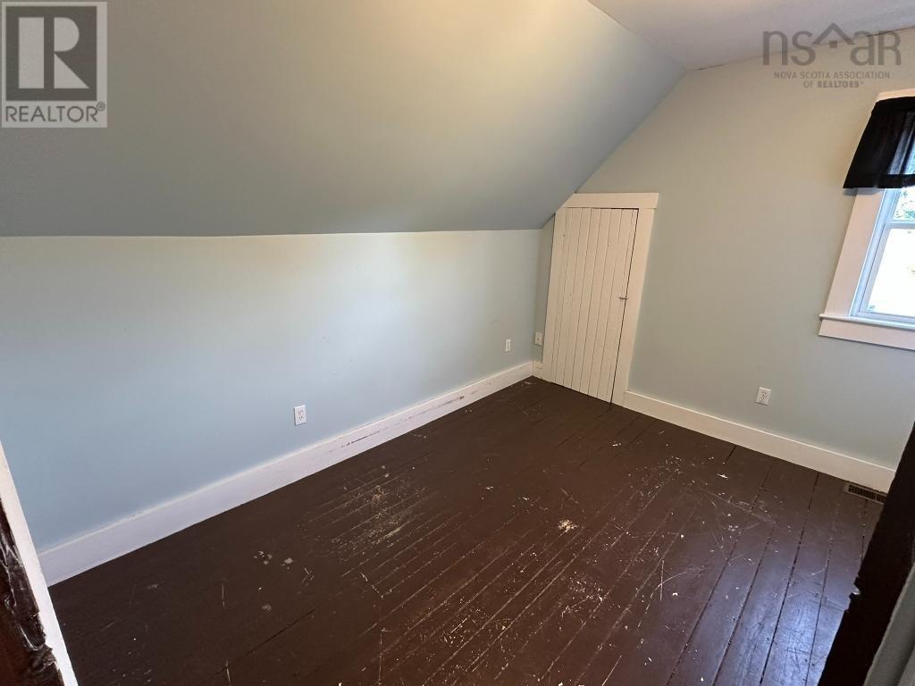 Property 29 of 35 of 6953 Highway 340