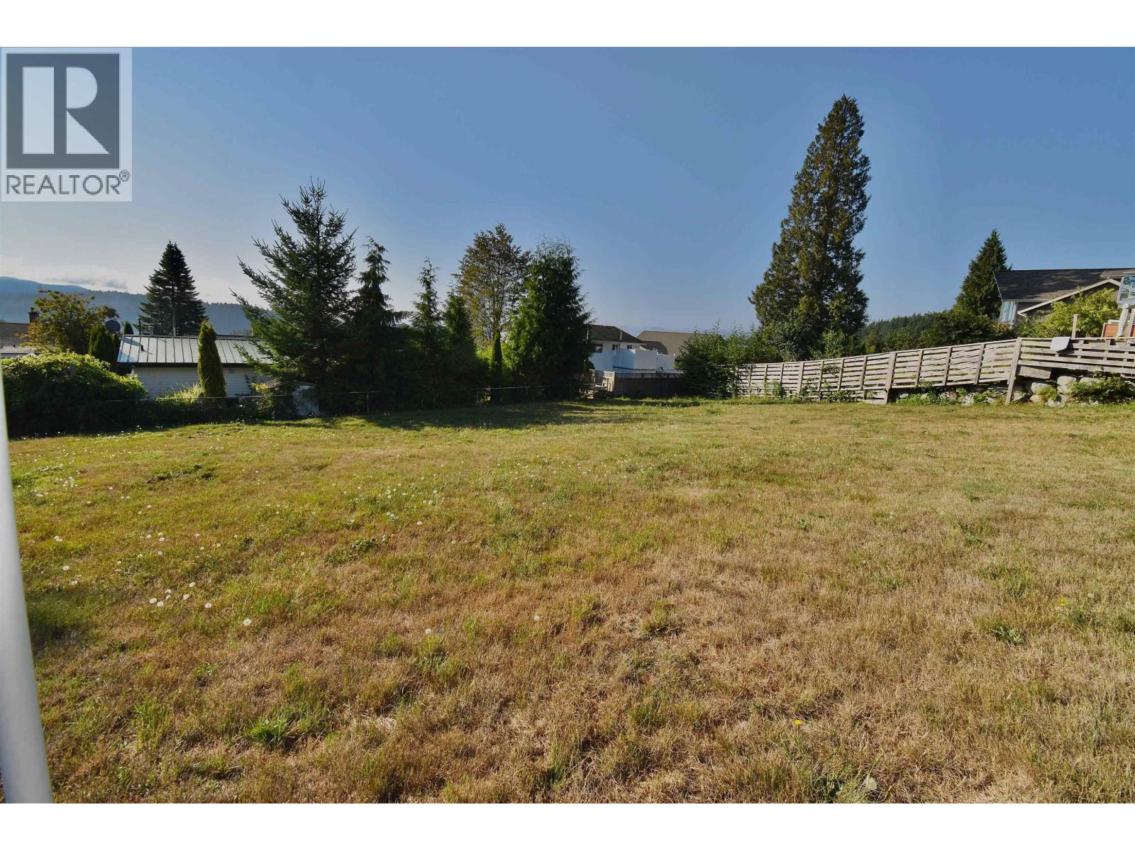 554 WILDWOOD CRESCENT, Gibsons