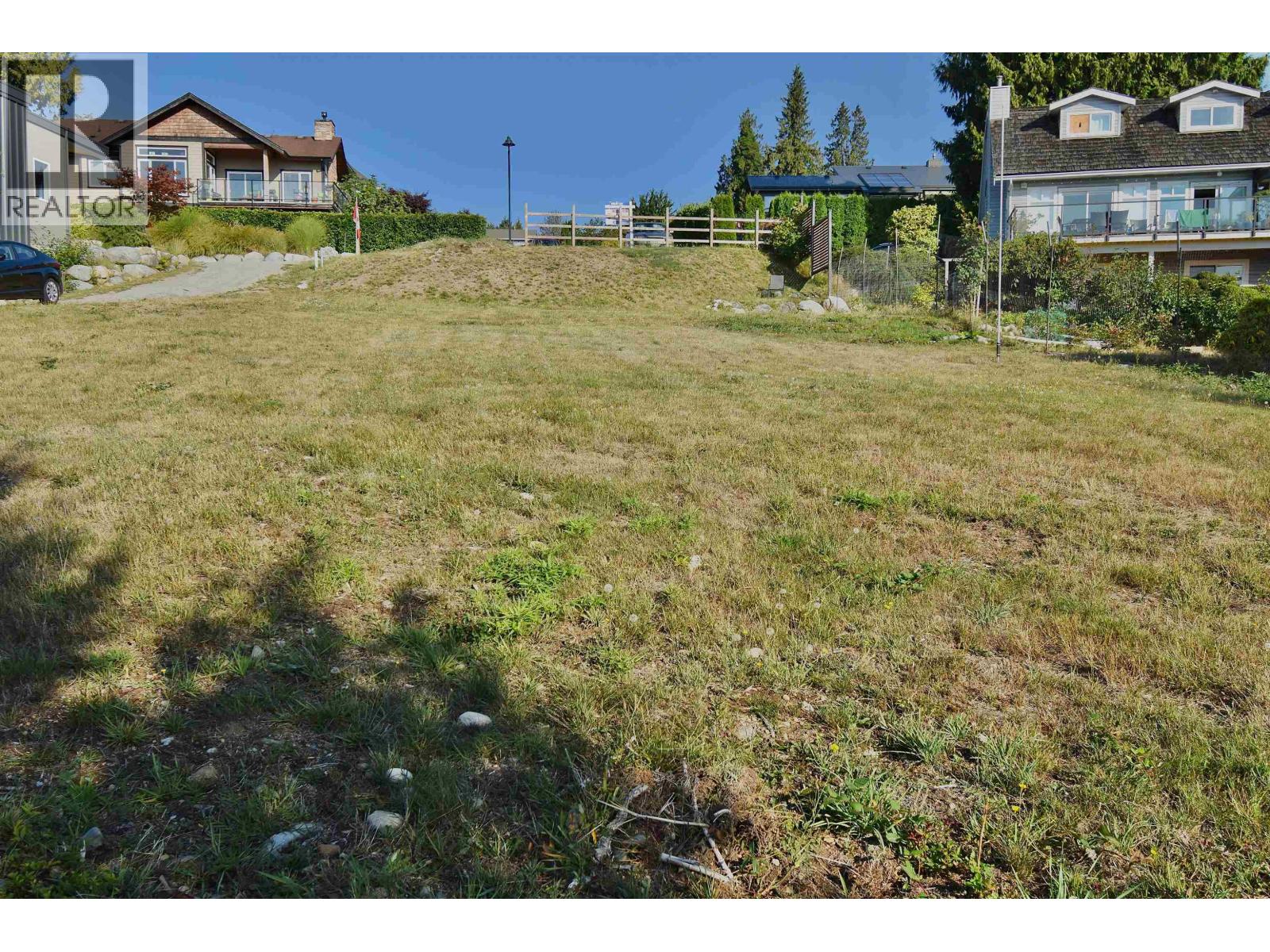 554 WILDWOOD CRESCENT, Gibsons