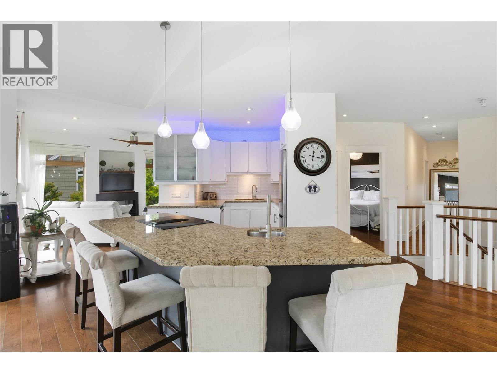 1200 Canyon Ridge Place, Kamloops