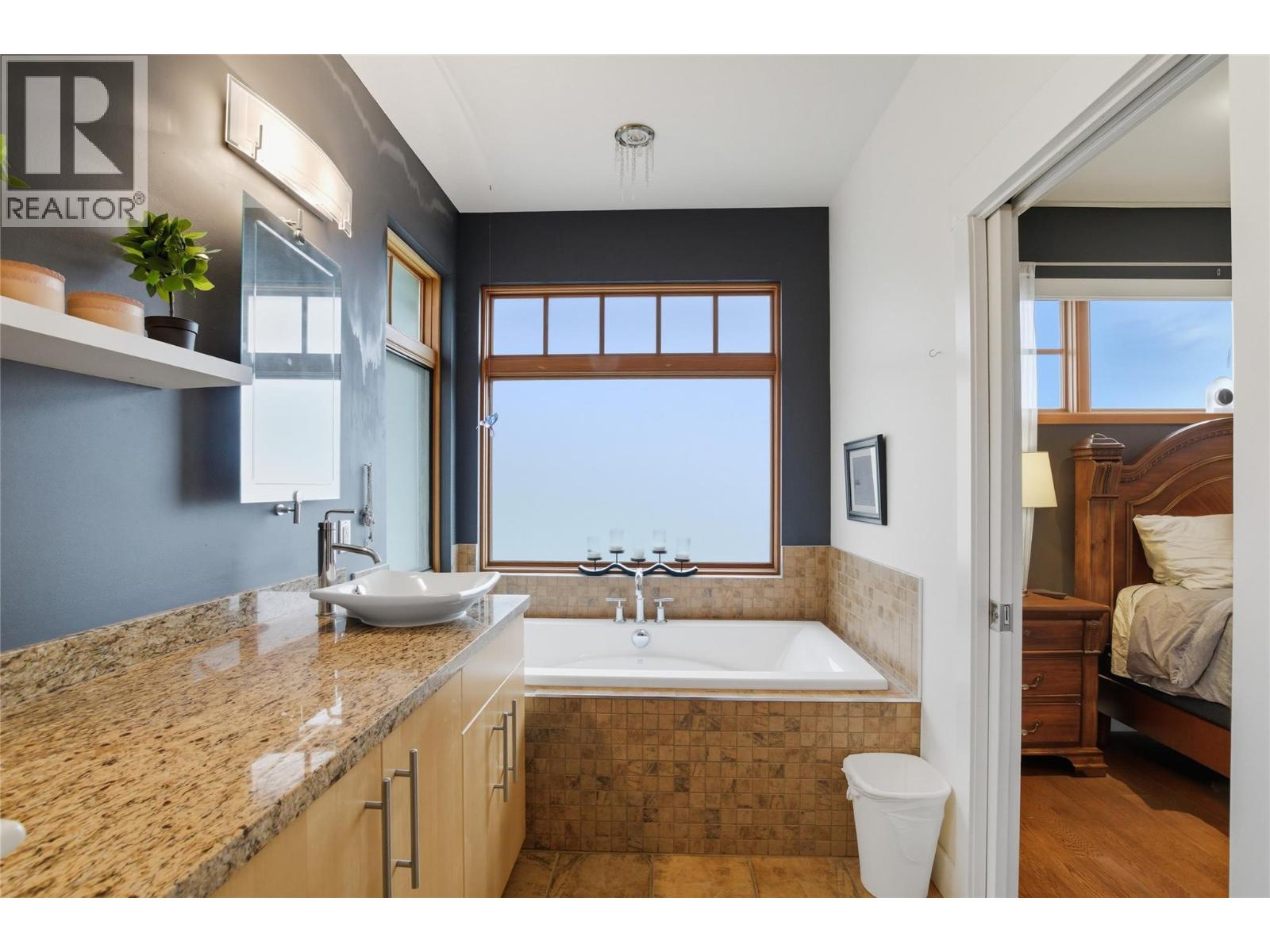 1200 Canyon Ridge Place, Kamloops