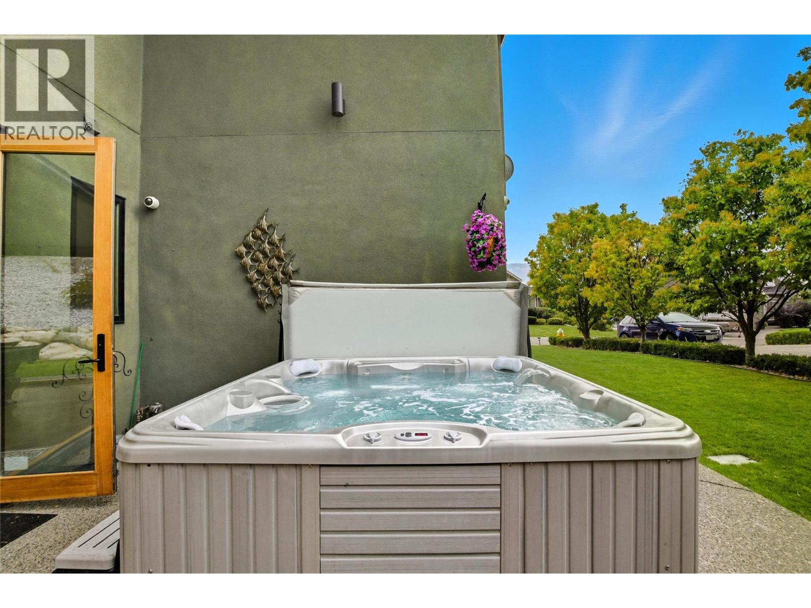 1200 Canyon Ridge Place, Kamloops