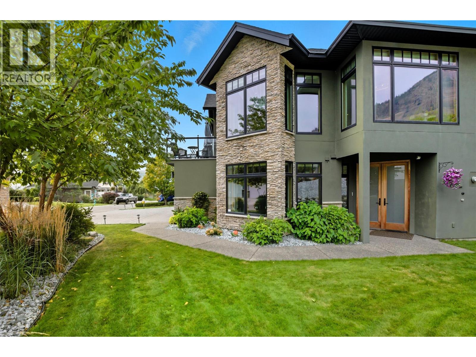 1200 Canyon Ridge Place, Kamloops