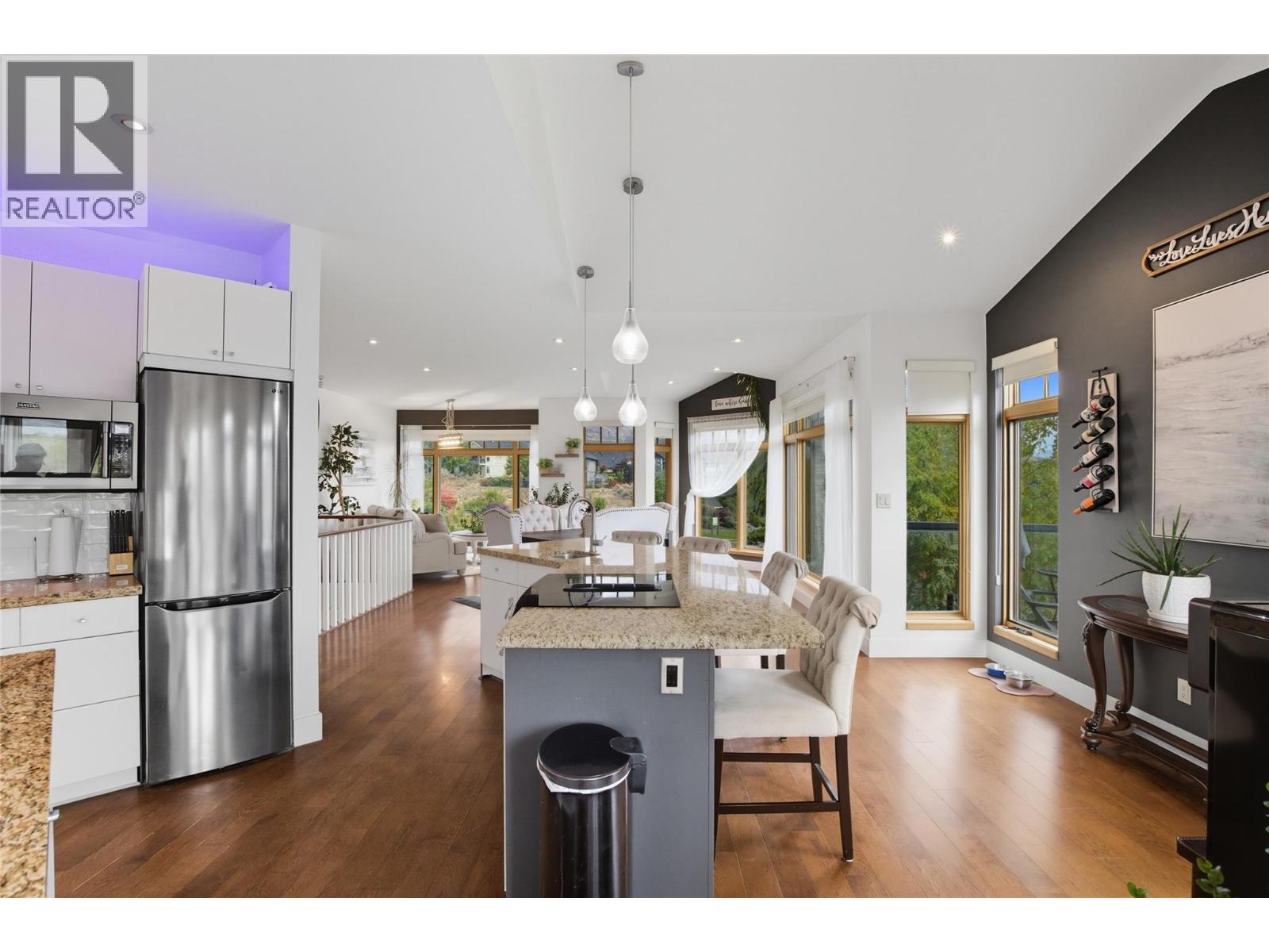 1200 Canyon Ridge Place, Kamloops