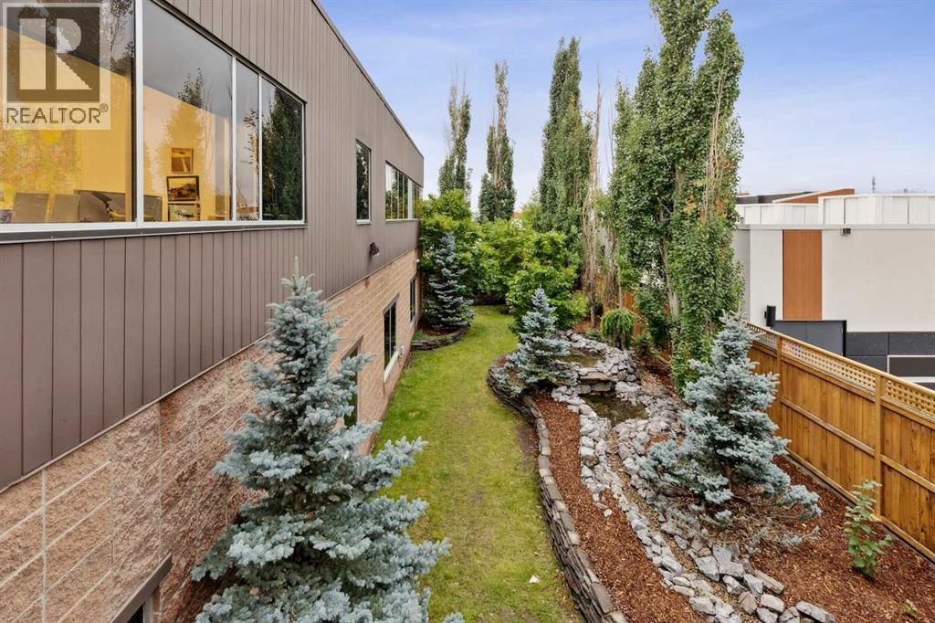 Office for Sale in   Street SE Manchester Industrial Calgary 